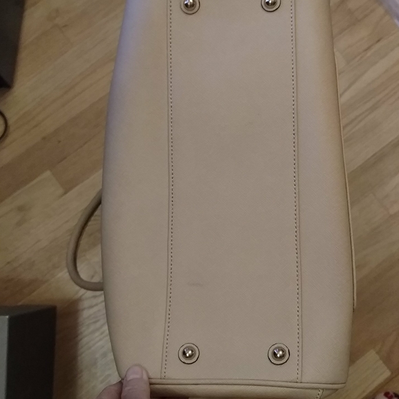 Calvin Klein bag in excellent condition - Picture 4 of 10